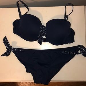 Venus Women’s Underwire Bikini Top and bottoms